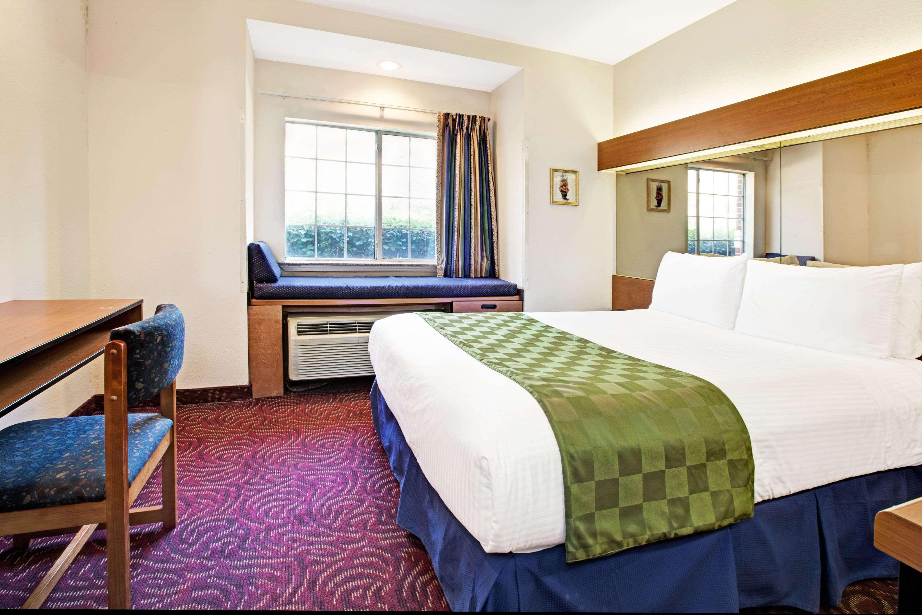 Econo Lodge Inn & Suites Mesquite - Dallas East Exteriör bild