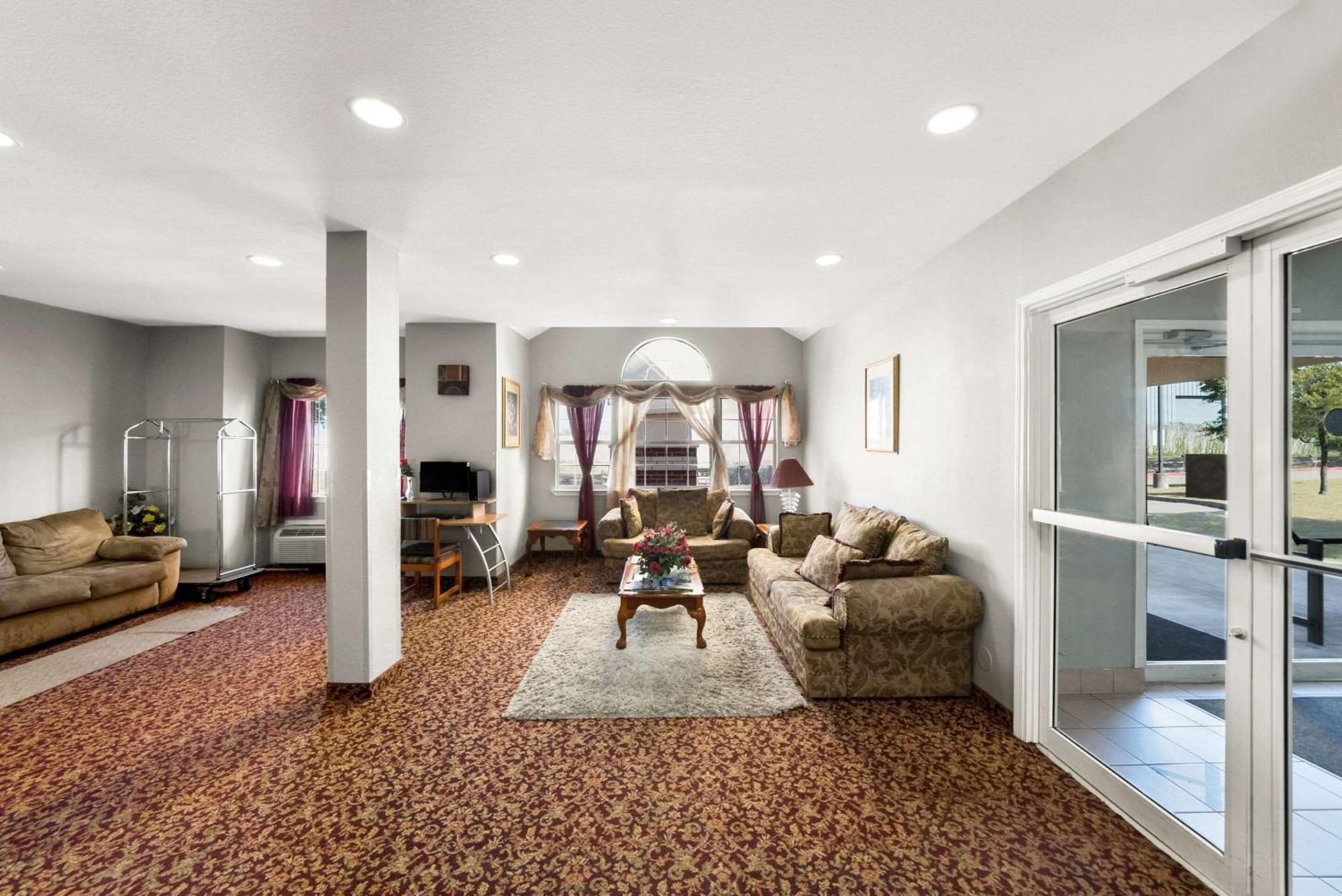 Econo Lodge Inn & Suites Mesquite - Dallas East Exteriör bild